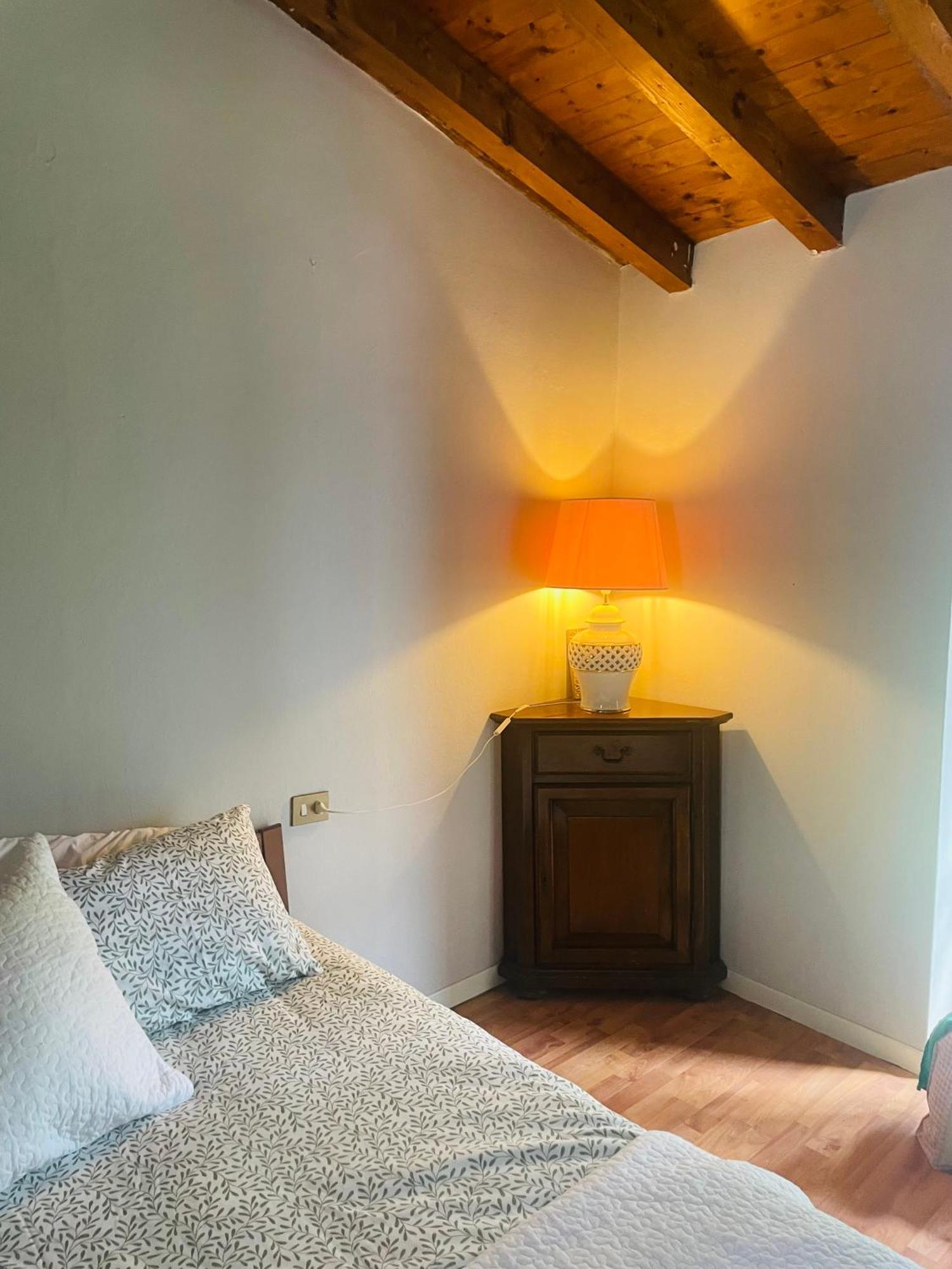 La Casa Di Totta Apartment Стреза Екстериор снимка